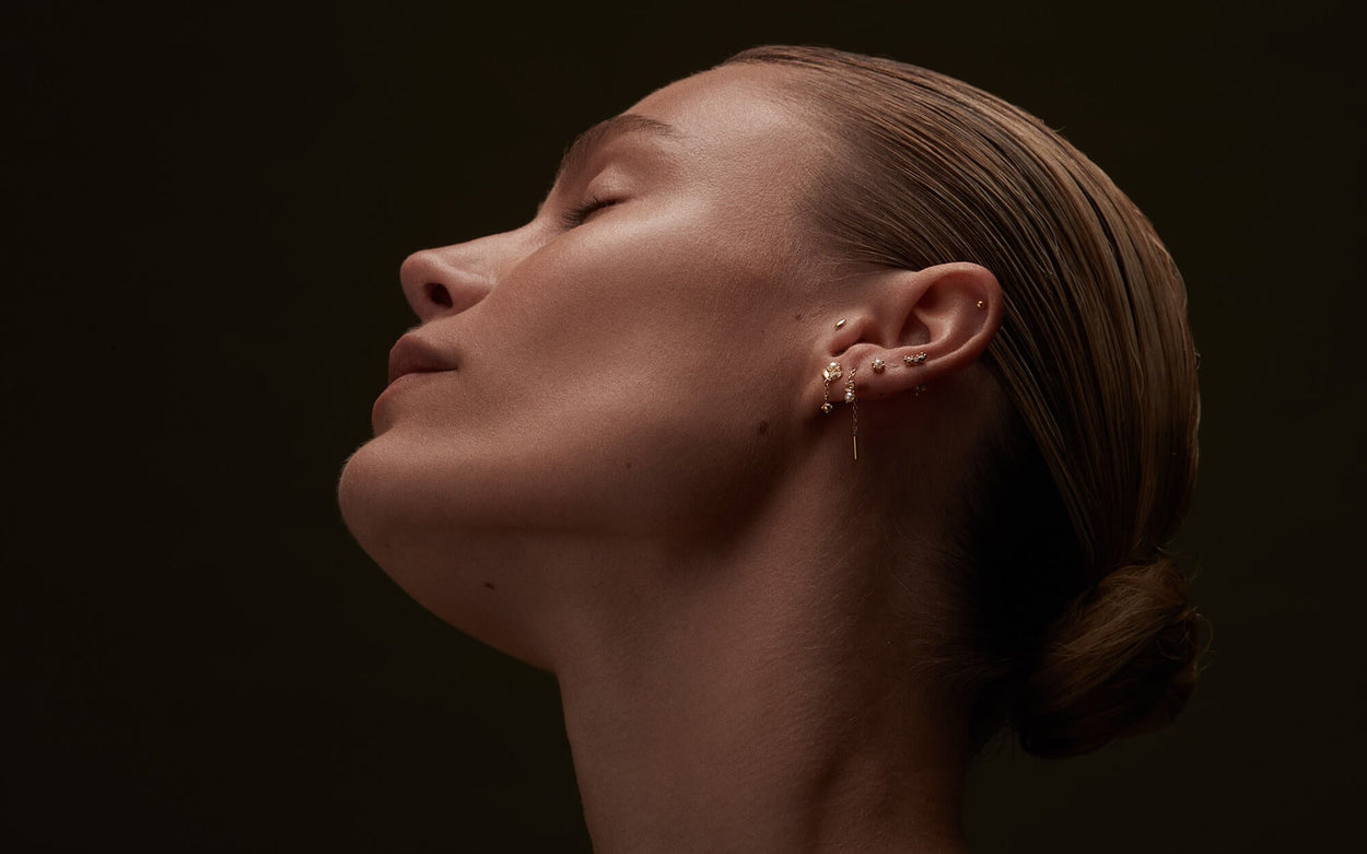 CONTOUR TOPAZ STUDS (GOLD) - IMAGE 5