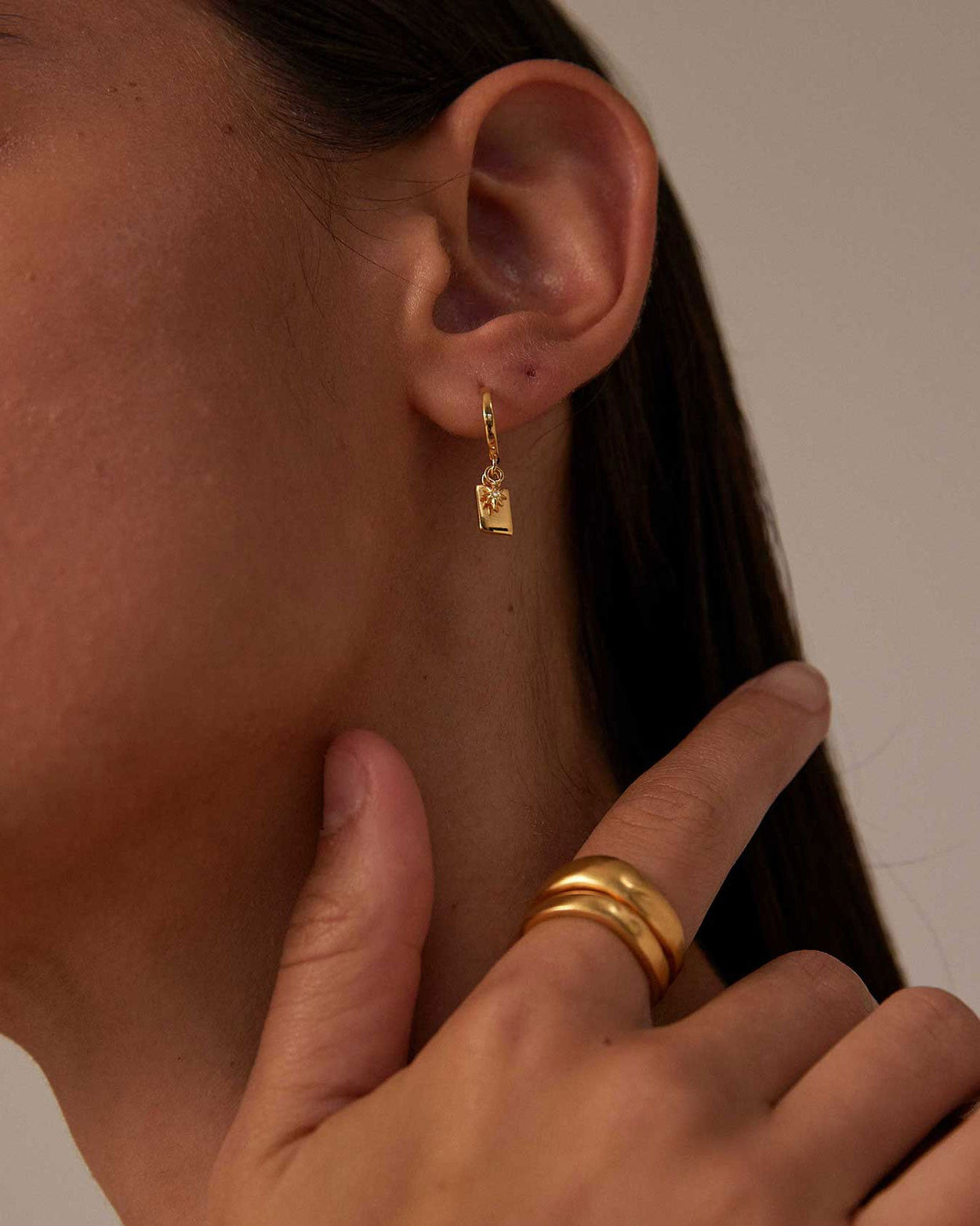 GUIDING STAR HOOPS (18K GOLD PLATED)