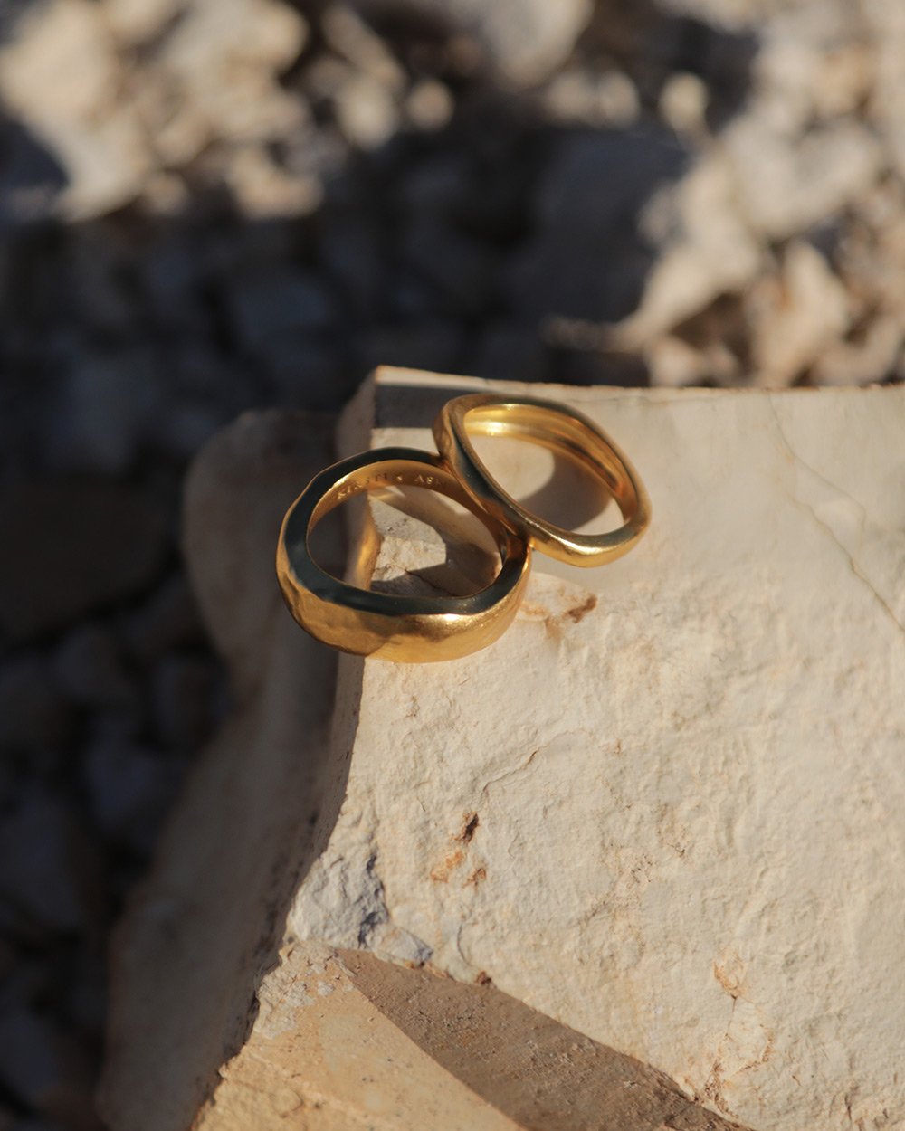 ESSENCE STACKING RING SET (18K GOLD PLATED) - IMAGE 2