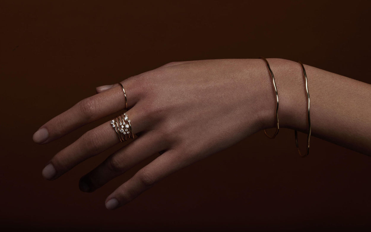 AURELIA BANGLE (9K GOLD)