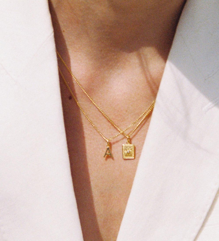 OUTLINE INITIAL NECKLACE A-Z (18K GOLD VERMEIL) - IMAGE 2