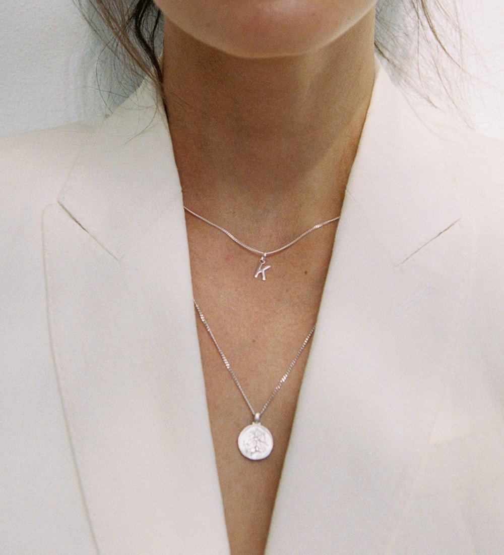 OUTLINE INITIAL NECKLACE A-Z (STERLING SILVER) - IMAGE 3