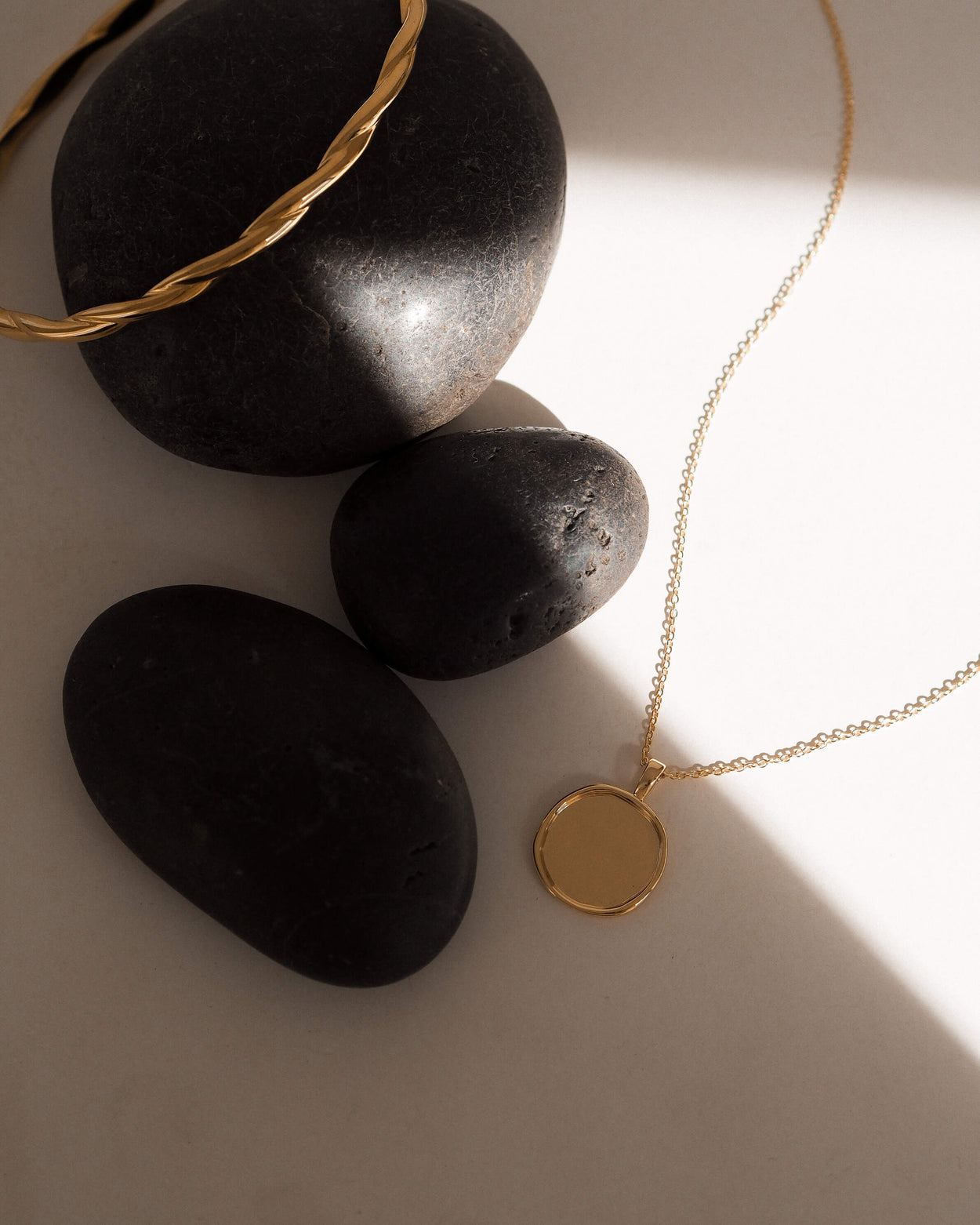 WAVE BANGLE (18K GOLD PLATED) - IMAGE 7