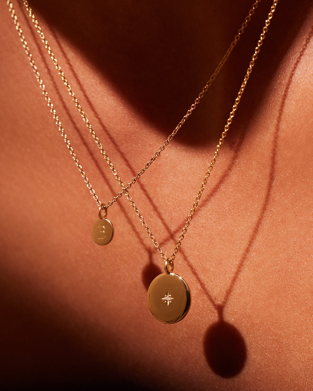CLASSIC CIRCLE NECKLACE (9K GOLD) - IMAGE 7