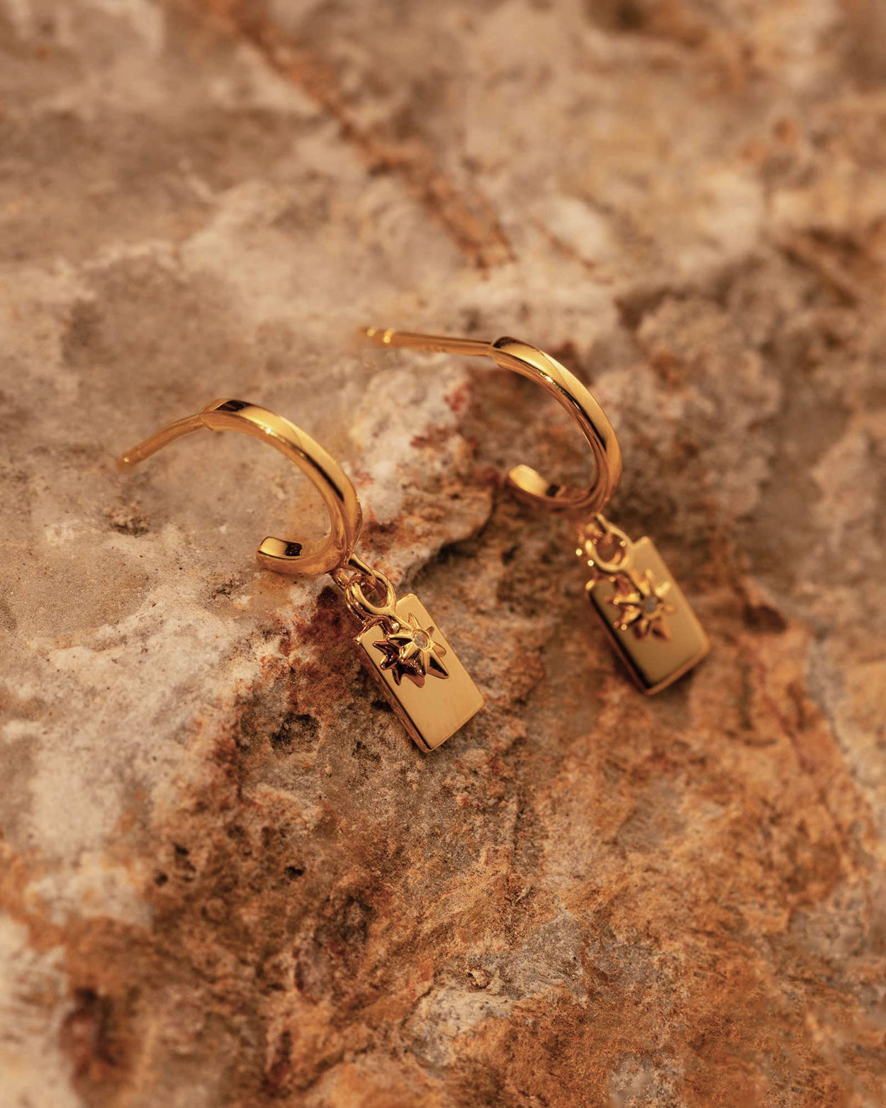 GUIDING STAR HOOPS (18K GOLD PLATED)