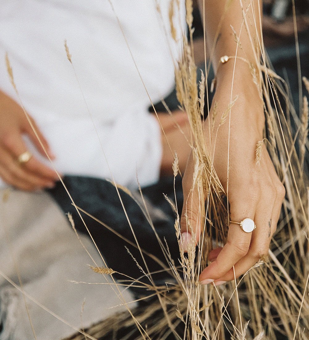 FOSSIL SHELL RING (18K GOLD VERMEIL) IMAGE 5