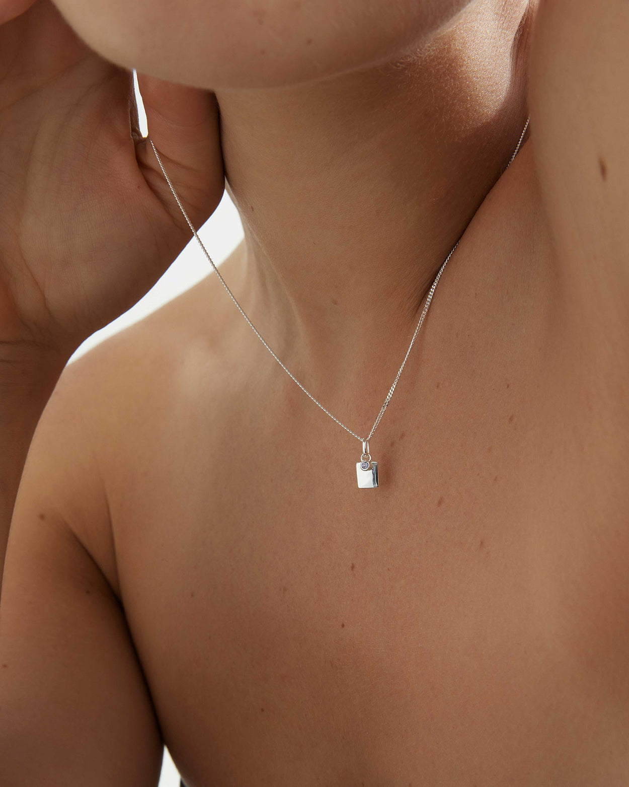 ENGRAVABLE BIRTHSTONE NECKLACE (STERLING SILVER) IMAGE 2