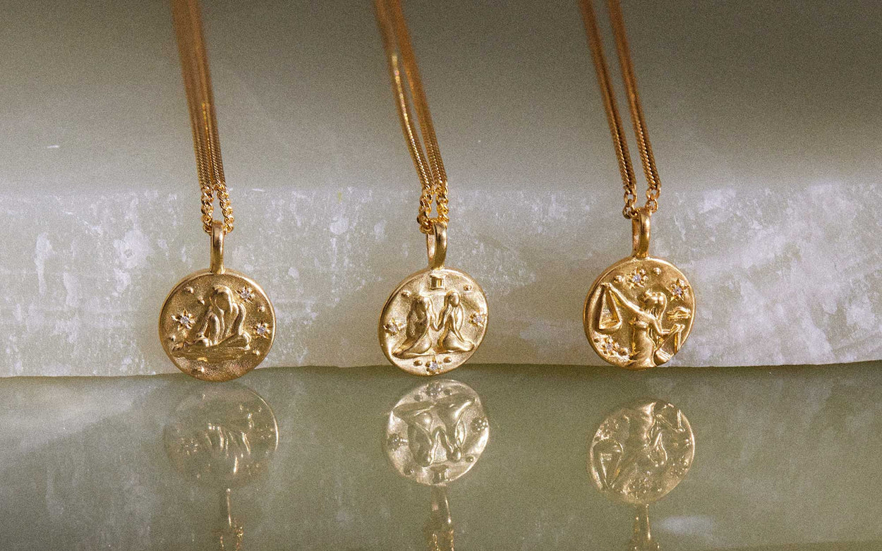 LIBRA PETITE ZODIAC NECKLACE (18K GOLD VERMEIL) IMAGE 3