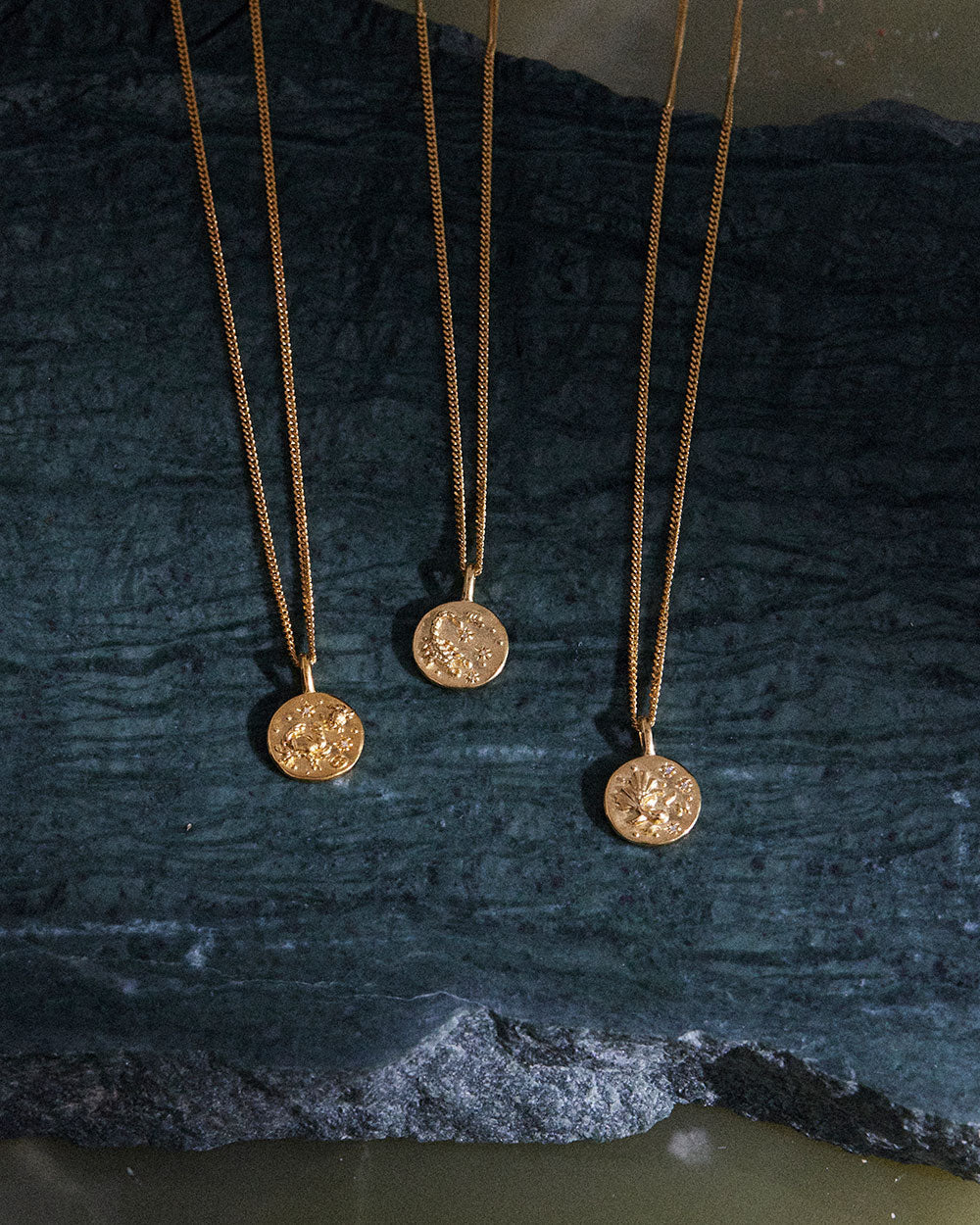 SCORPIO PETITE ZODIAC (18K GOLD VERMEIL) IMAGE 2