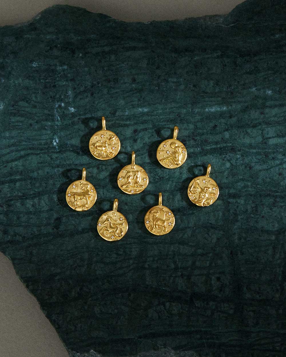CANCER PETITE ZODIAC (STERLING SILVER) IMAGE 3