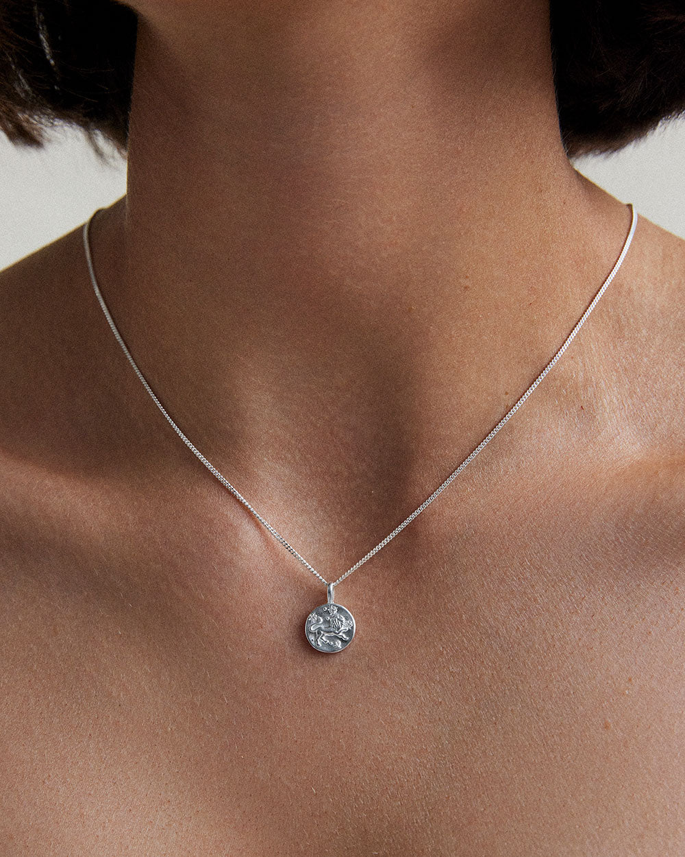 LEO PETITE ZODIAC (STERLING SILVER) IMAGE 2