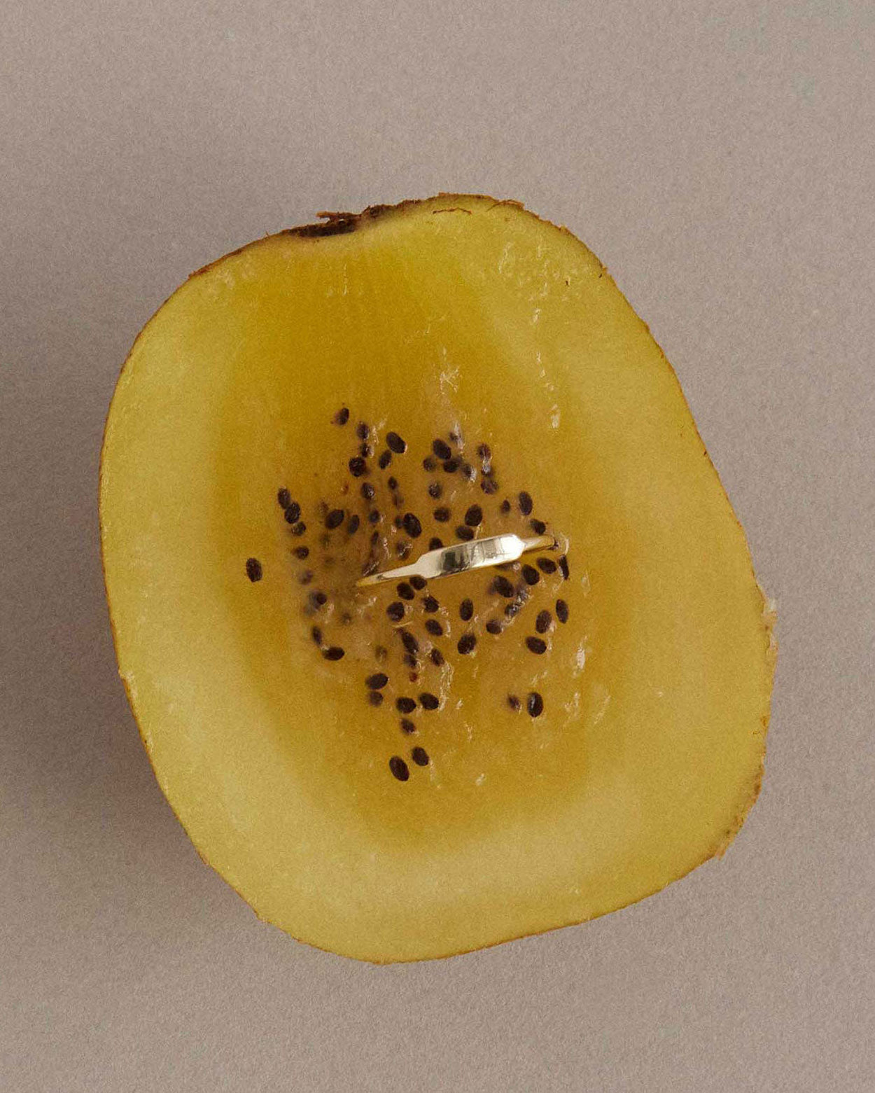 ENGRAVABLE PETITE BAR RING (9K GOLD) IMAGE 4