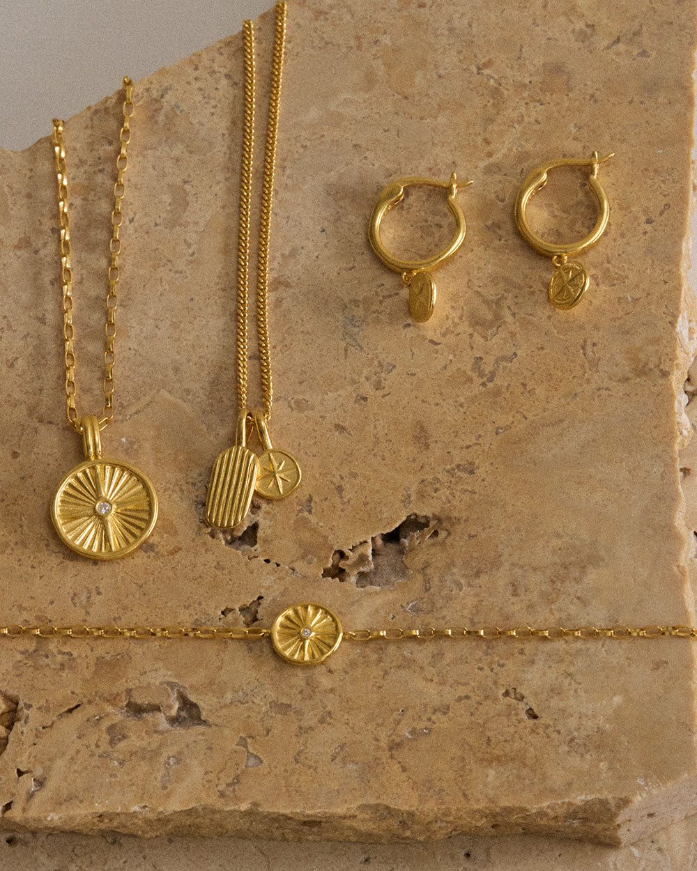 WANDER HOOPS (18K GOLD PLATED) IMAGE 4