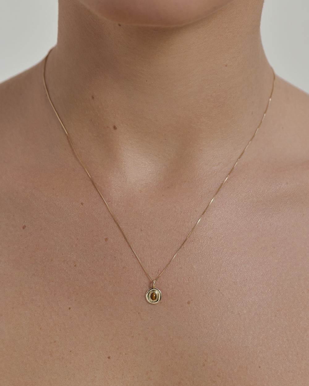 VOYAGER TIGERS EYE CHARM (9K GOLD) IMAGE 6