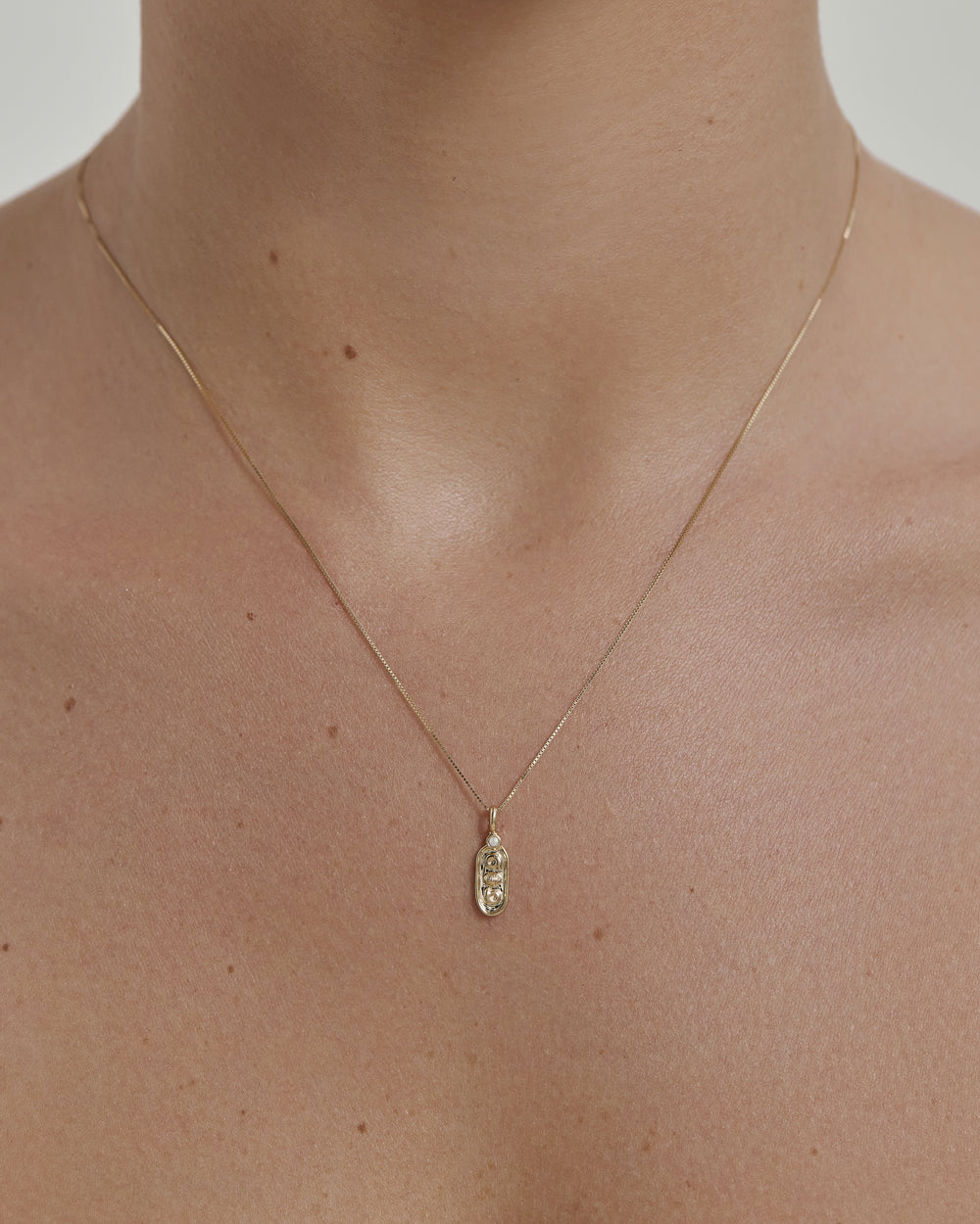 WITH THE TIDE CHARM (9K GOLD) IMAGE 5