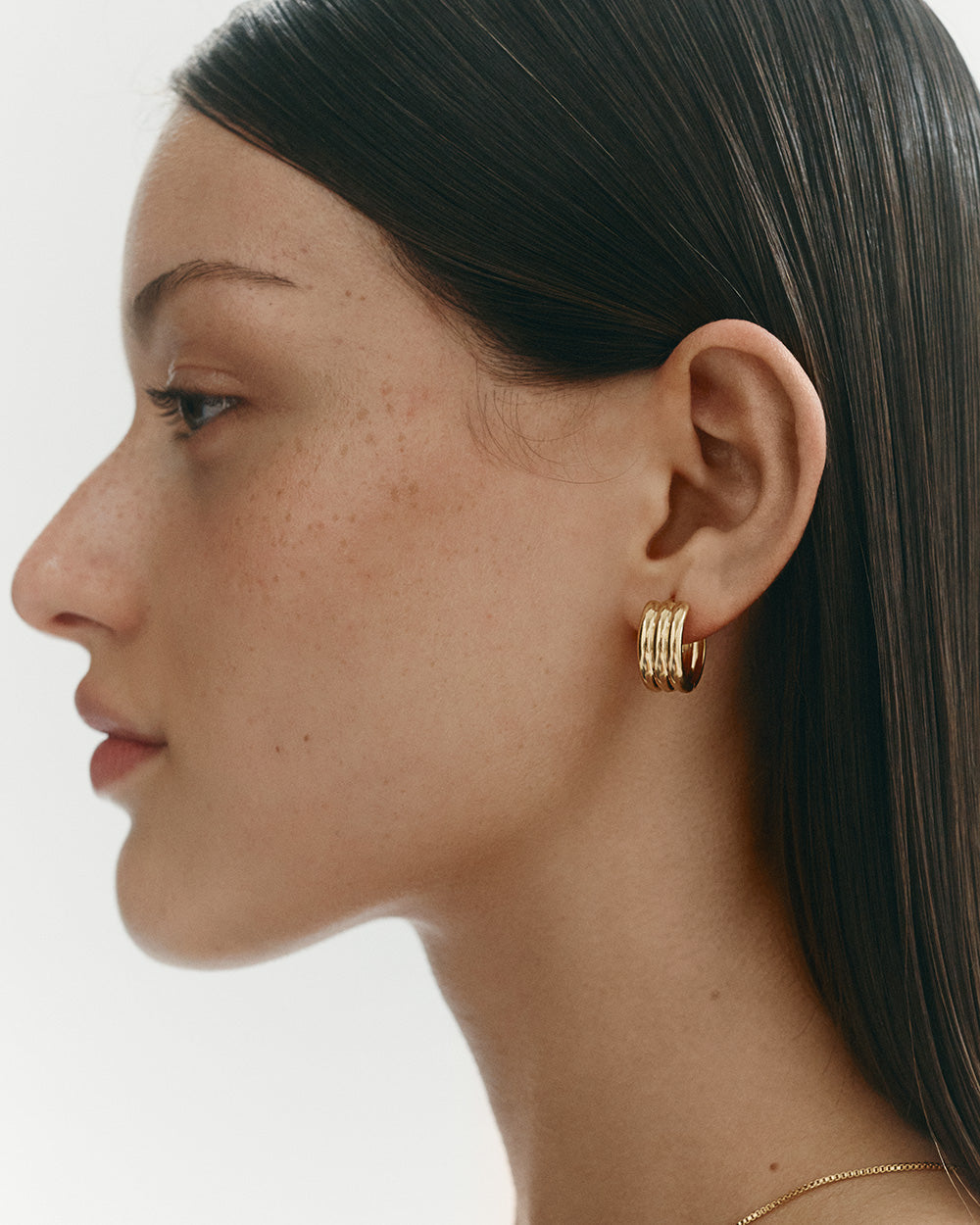 STEADFAST HOOPS (18K GOLD PLATED) IMAGE 2