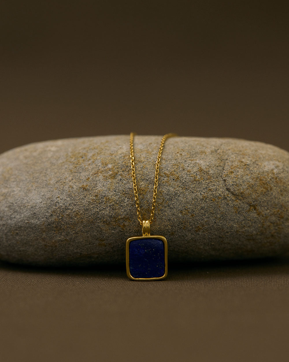 LAPIS PENDANT NECKLACE (18K GOLD VERMEIL) IMAGE 2