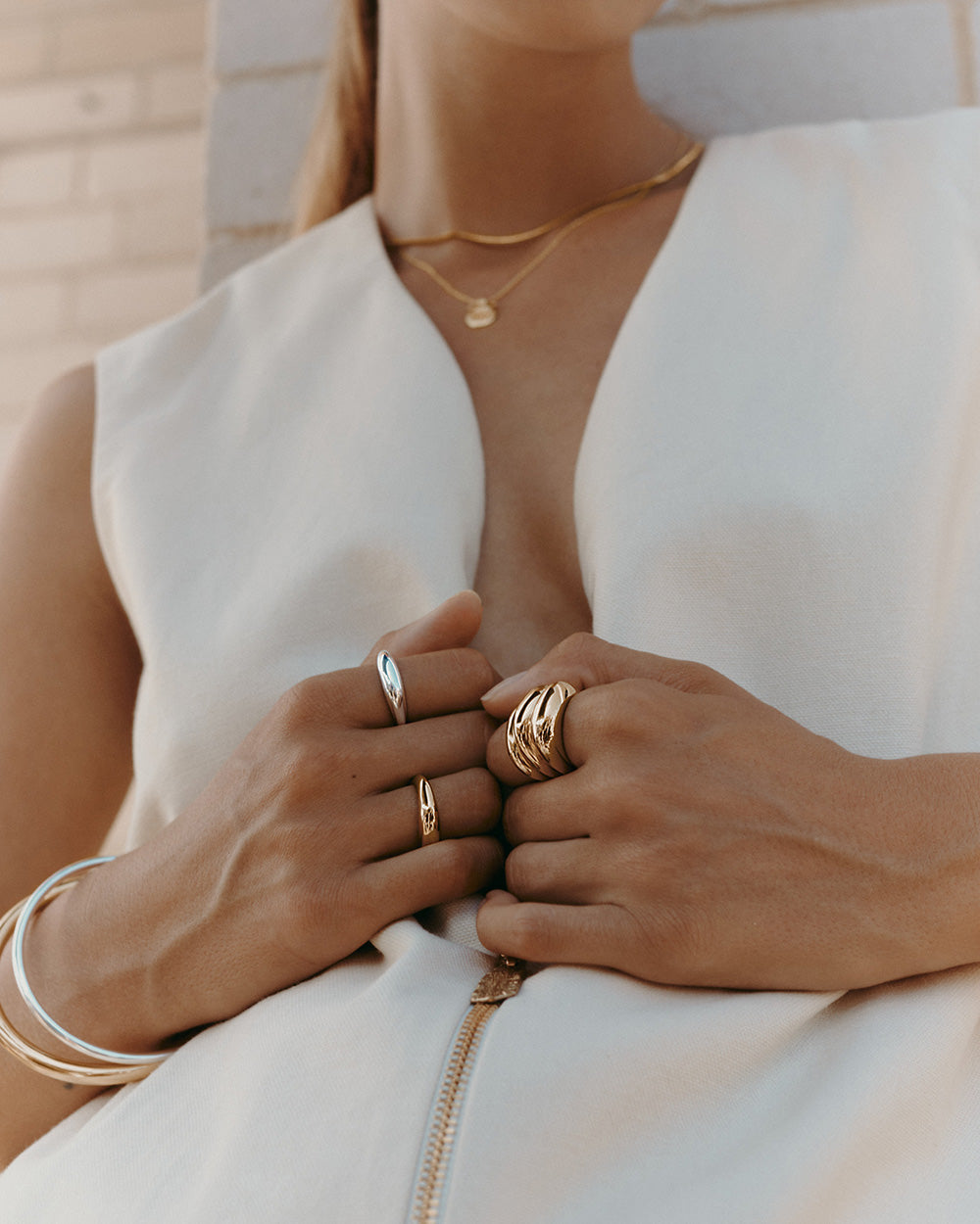 RISE COIN NECKLACE (18K GOLD VERMEIL) IMAGE 5