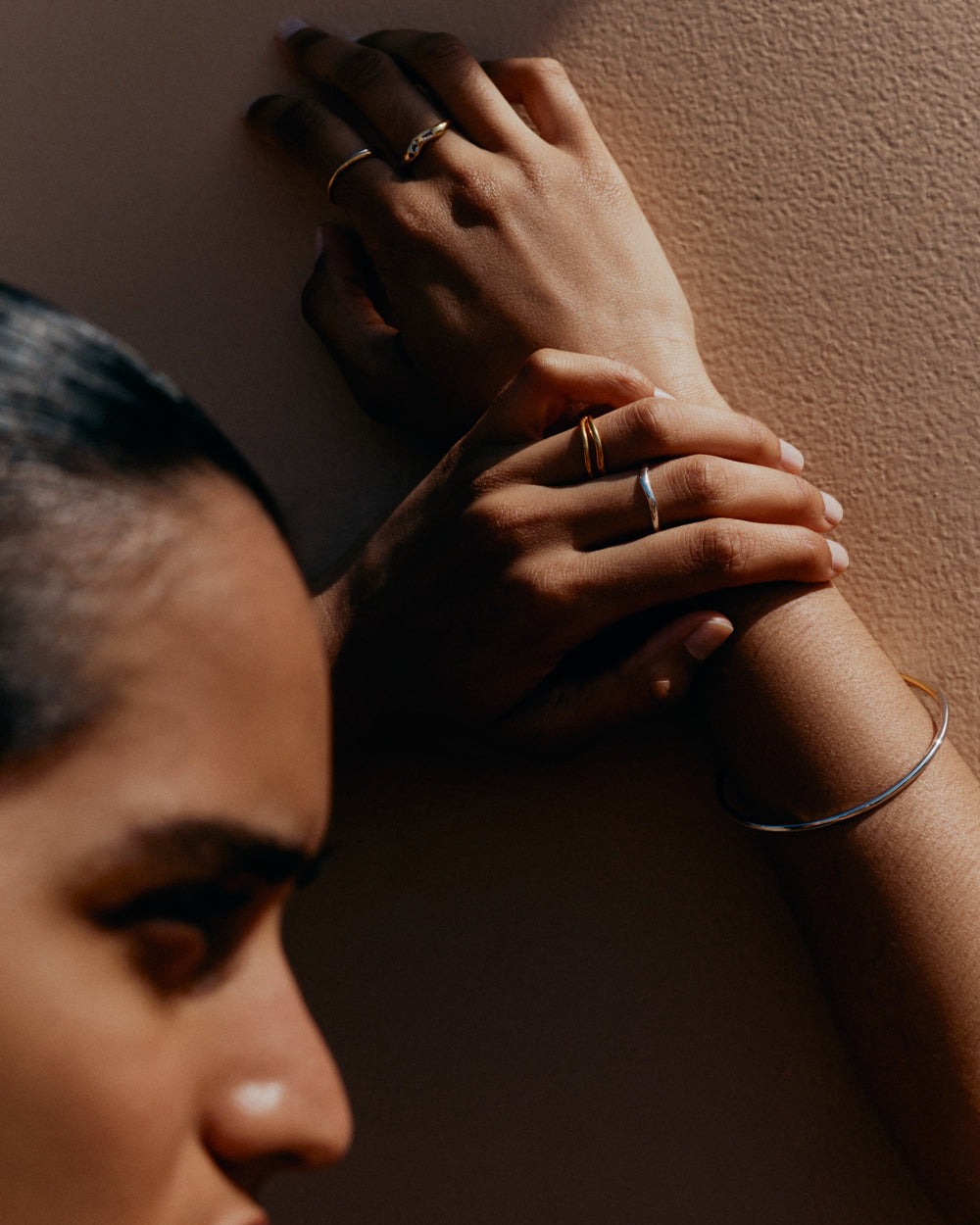 HALCYON BANGLE (MIXED METAL)