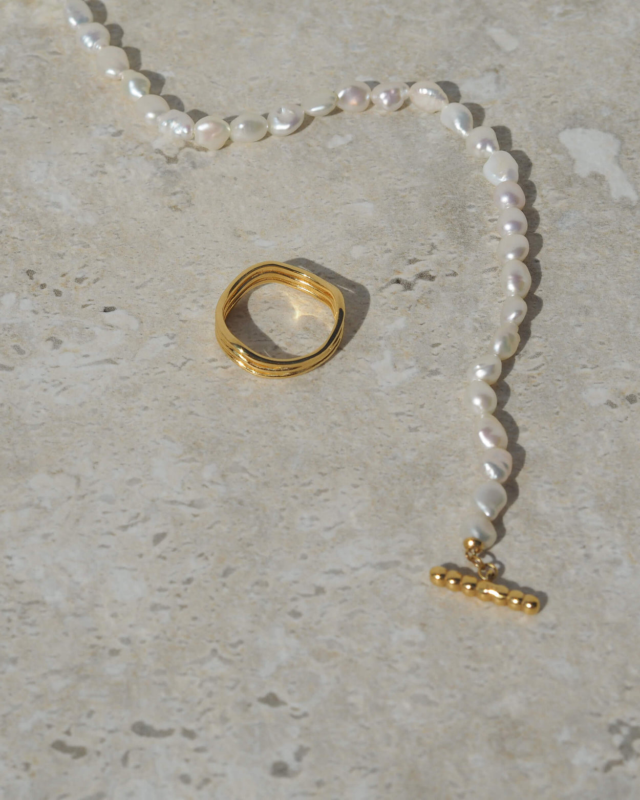 LUSTRE NECKLACE (18K GOLD PLATED)