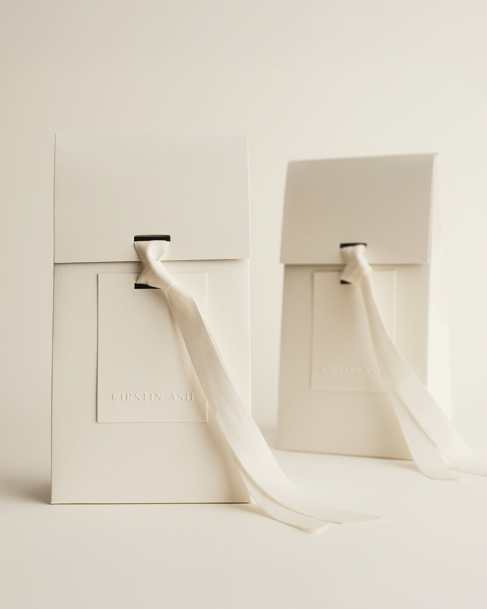 SIGNATURE HOLIDAY WRAP