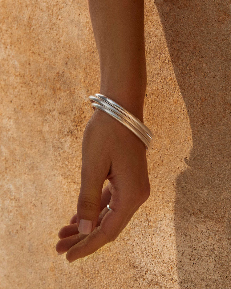 ERA BANGLE (STERLING SILVER) IMAGE 2