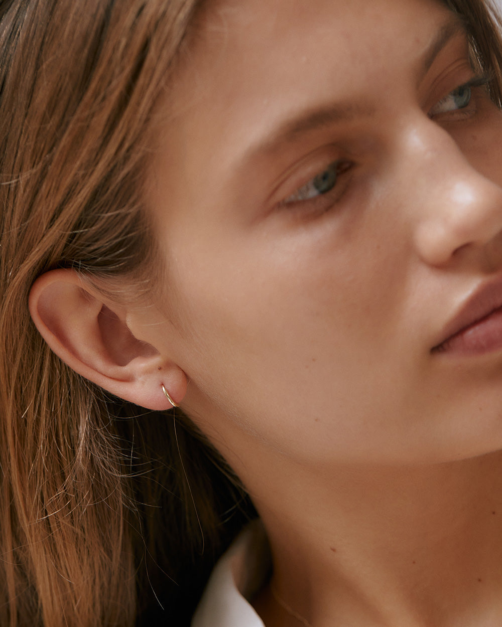 NOMADA FINE HOOPS (9K GOLD) IMAGE 2