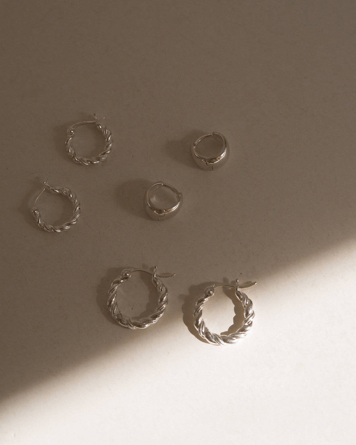 HORIZON HOOPS SMALL (STERLING SILVER) IMAGE 3