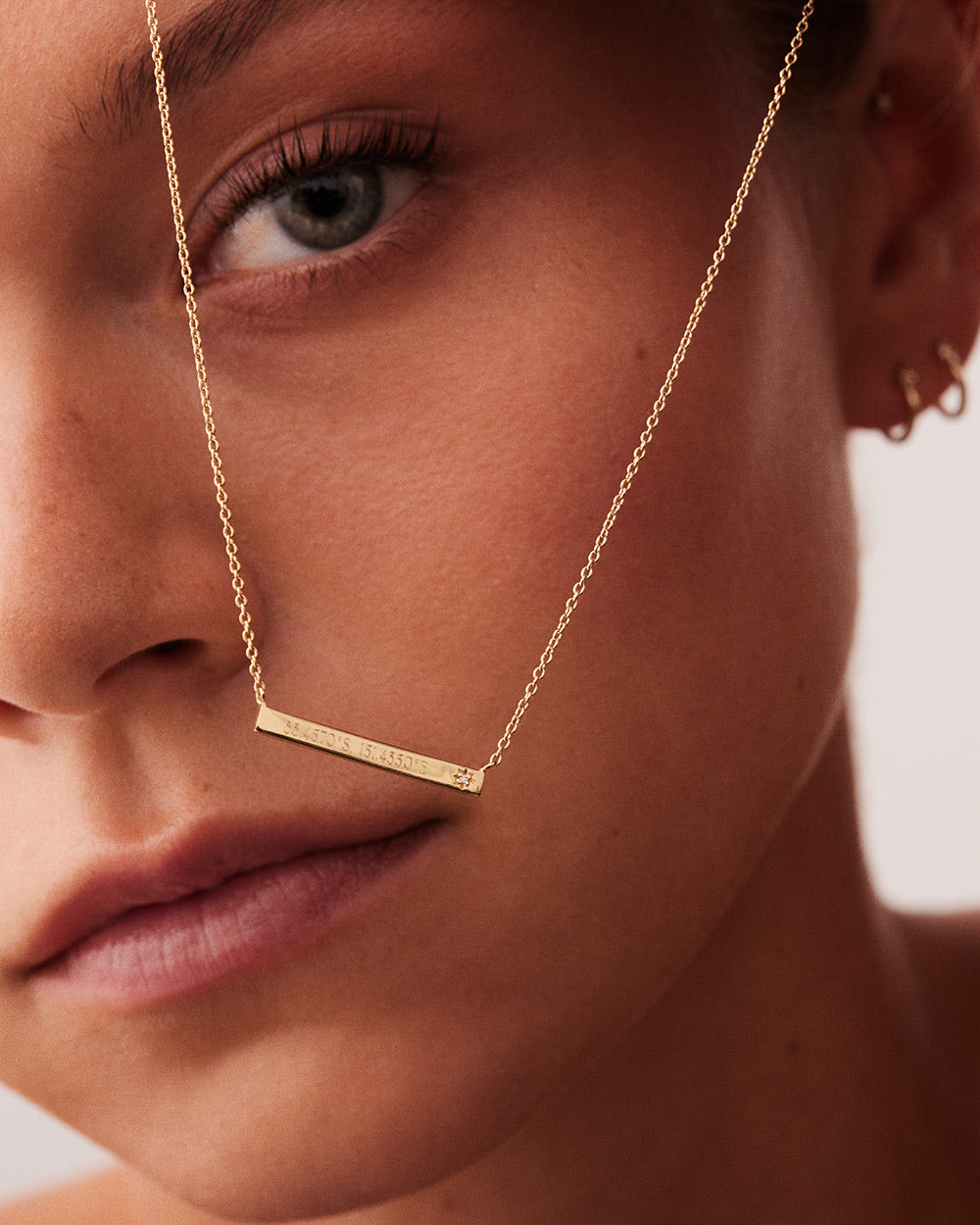 SENTIMENT DIAMOND BAR NECKLACE (9K GOLD) IMAGE 2
