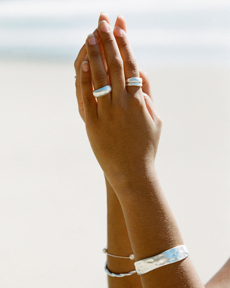 ESSENCE STACKING RING SET (STERLING SIlVER) IMAGE 2